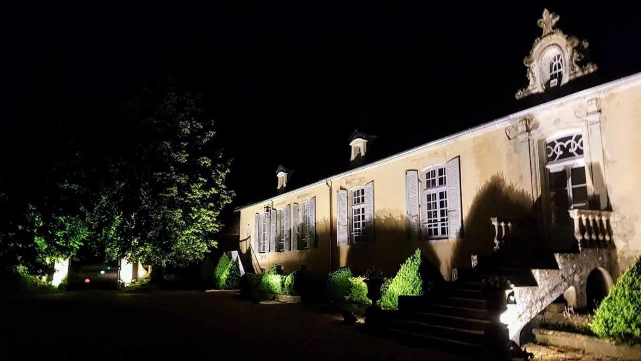 Chateau De Mauvilly Bed and Breakfast Exteriör bild